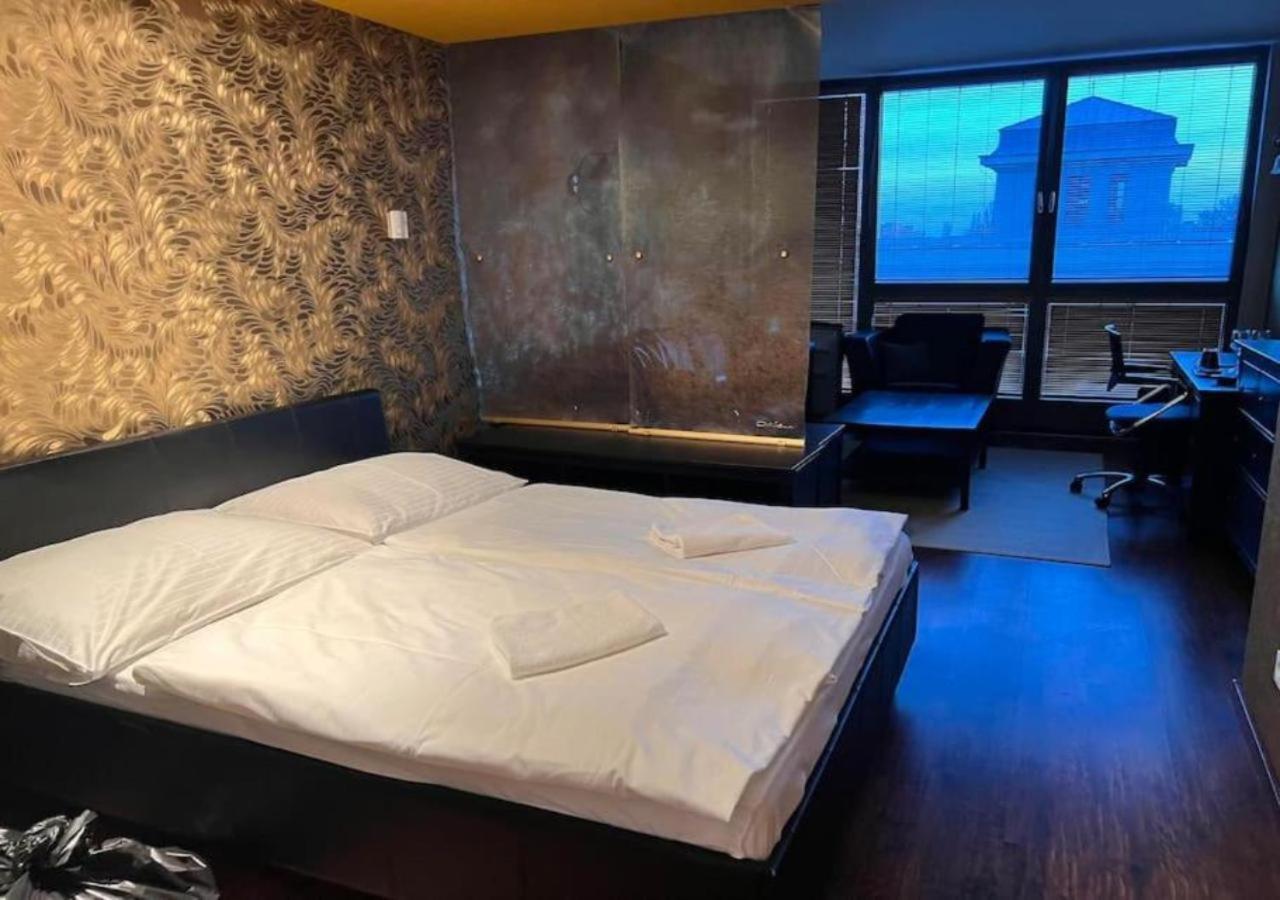 Faro Studio Eurovea Bratislava Esterno foto